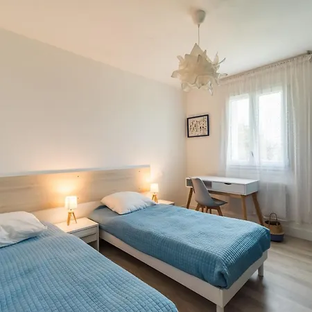 Ferienhaus Maison Poulpry - Grande Maison Pour 9 A 600m De La
